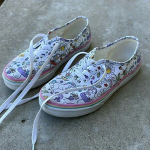 Vans Kids Sneakers with Floral and Animal Print - White and Purple